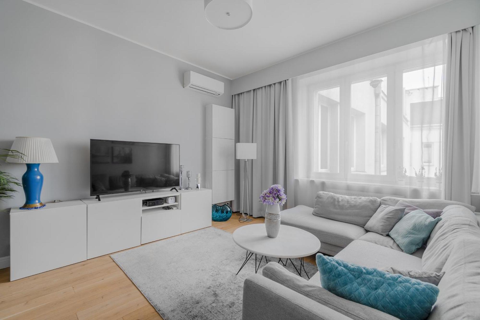 Unitapartament Delux: Elegant Warsaw Center Stay Near Zbawiciela Square Exterior photo