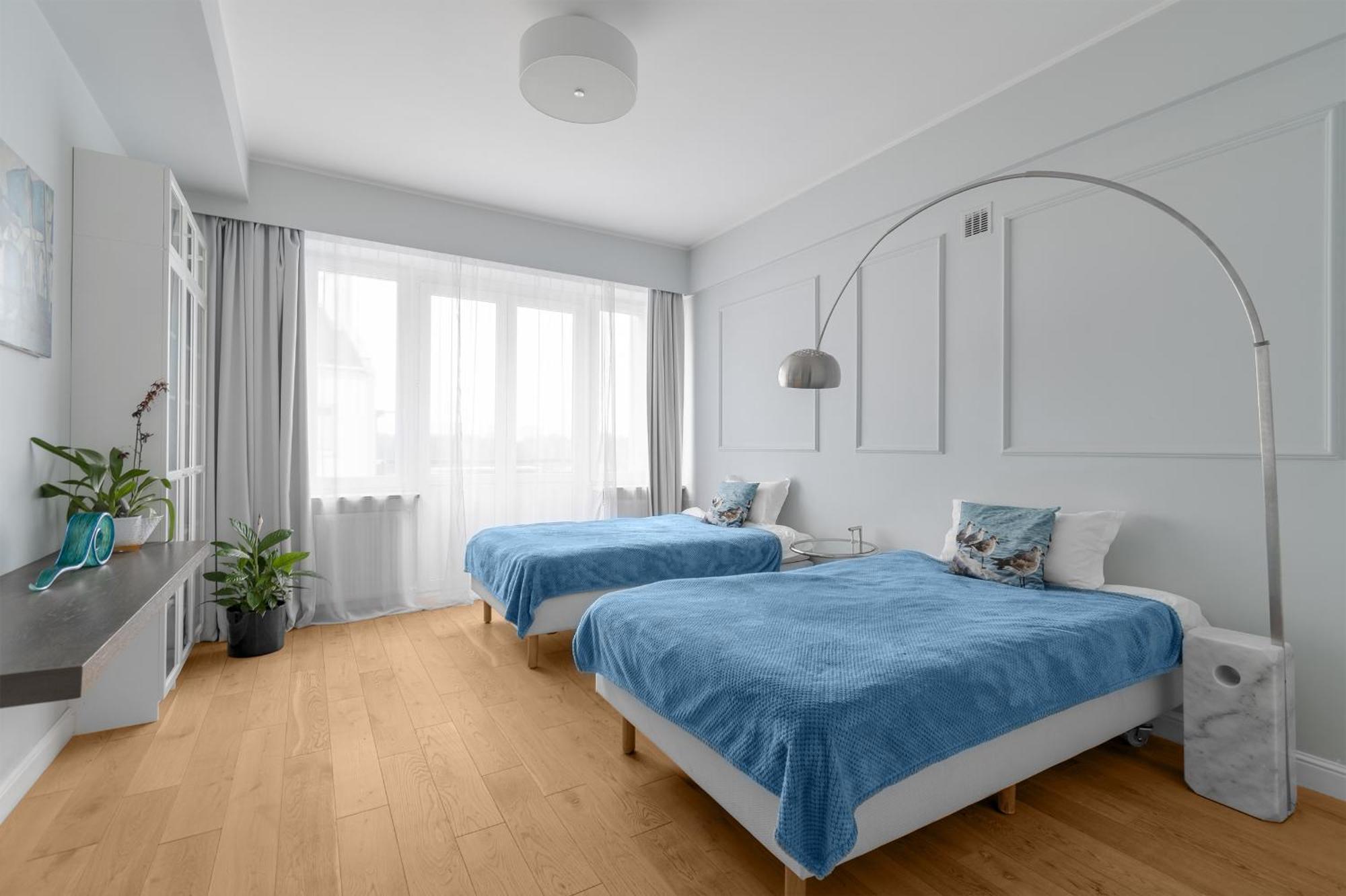 Unitapartament Delux: Elegant Warsaw Center Stay Near Zbawiciela Square Exterior photo