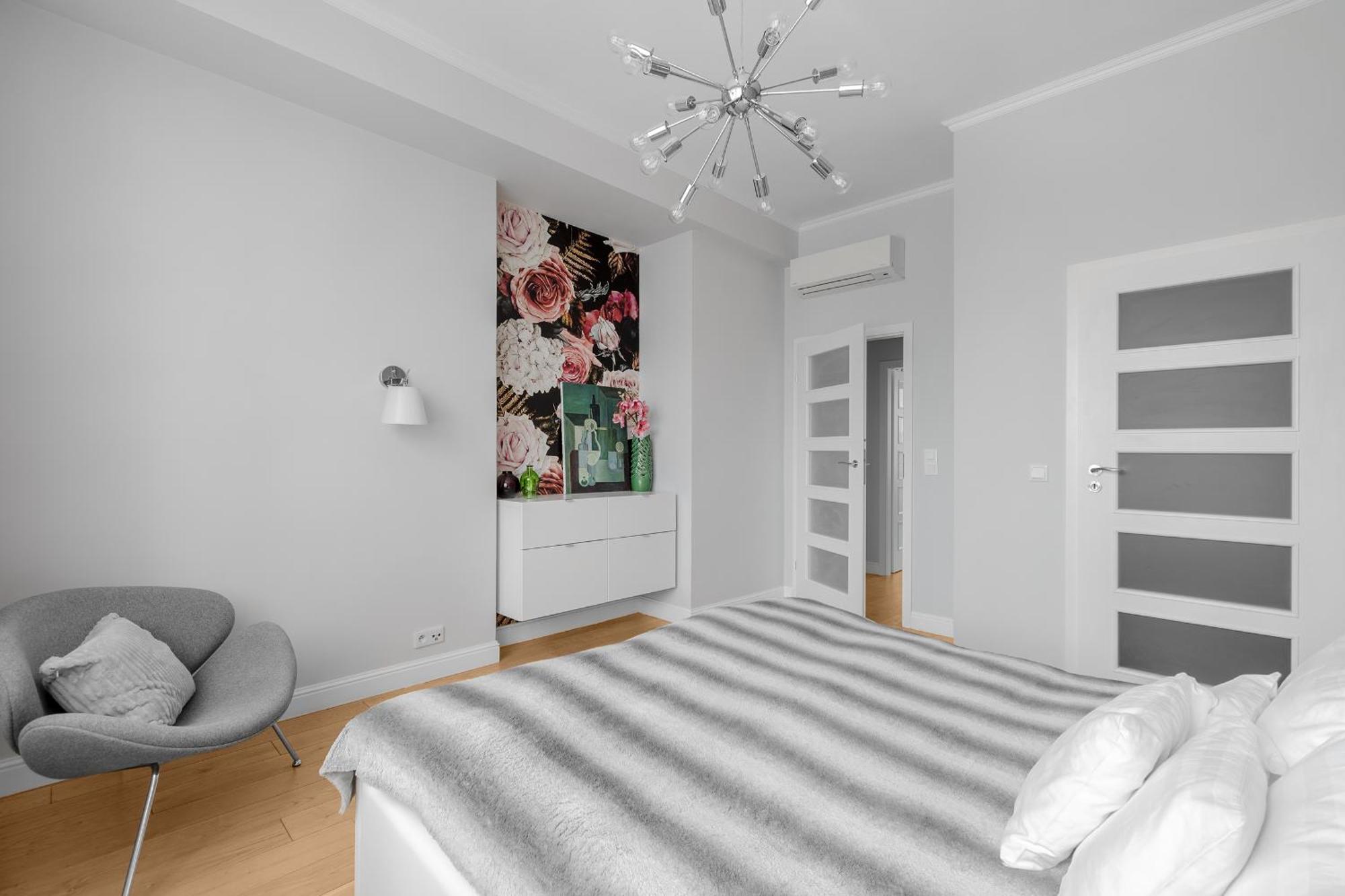 Unitapartament Delux: Elegant Warsaw Center Stay Near Zbawiciela Square Exterior photo
